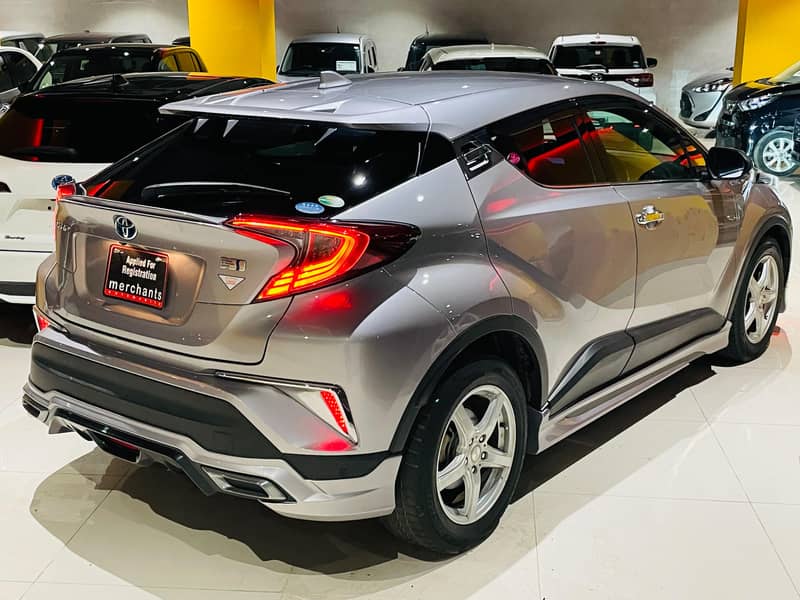 Toyota C-HR 2019 HYBRID 14