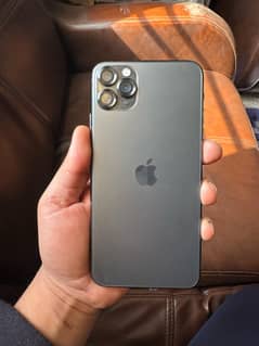 Apple iPhone 11 Pro Max 256GB (10/10 Mint Condition)