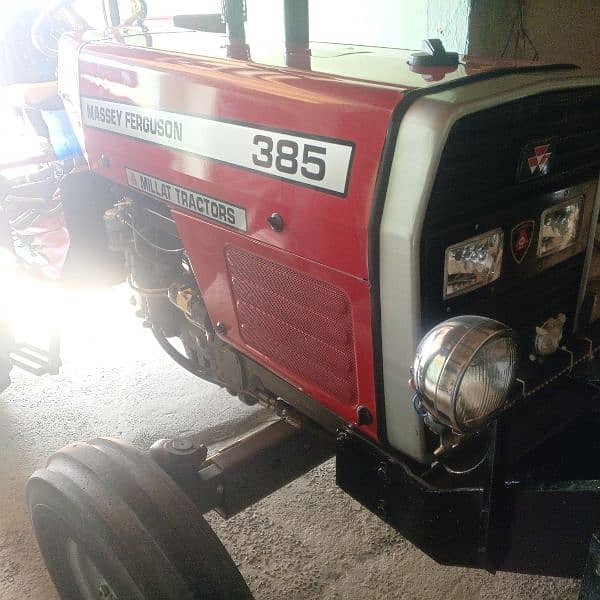 Tractor MF 385 7