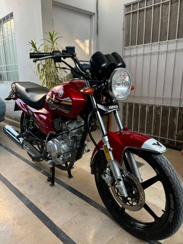 Yamaha YB 125Z-DX 2021 Red in original condition. 0