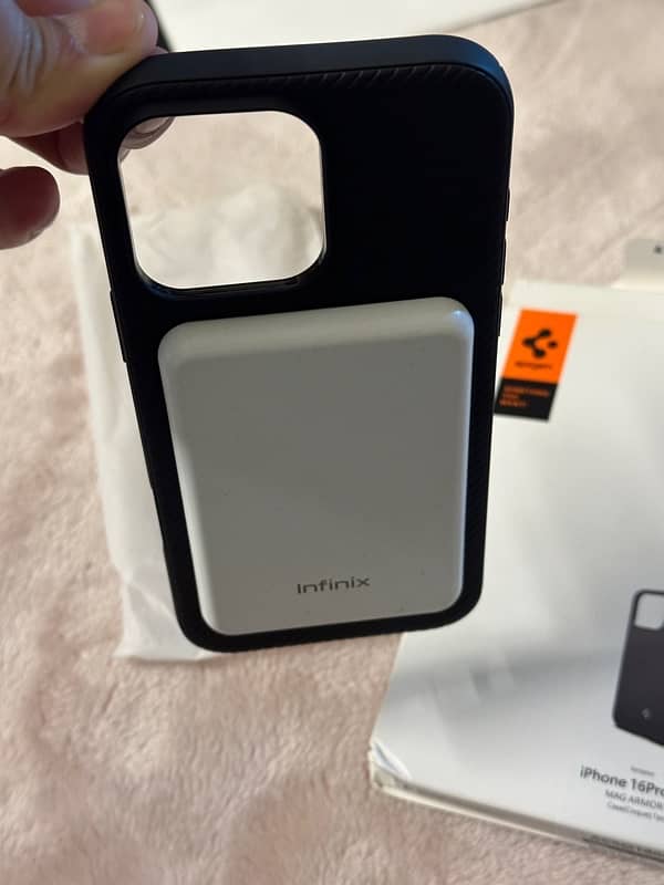 IPhone 16 Pro Max Spigen Case | Magsafe Charging 1