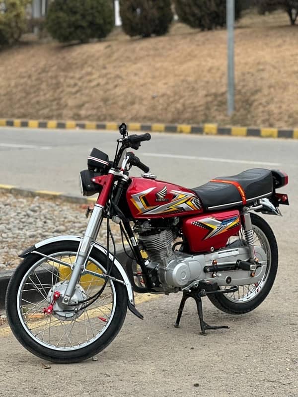 honda 125 2023 4