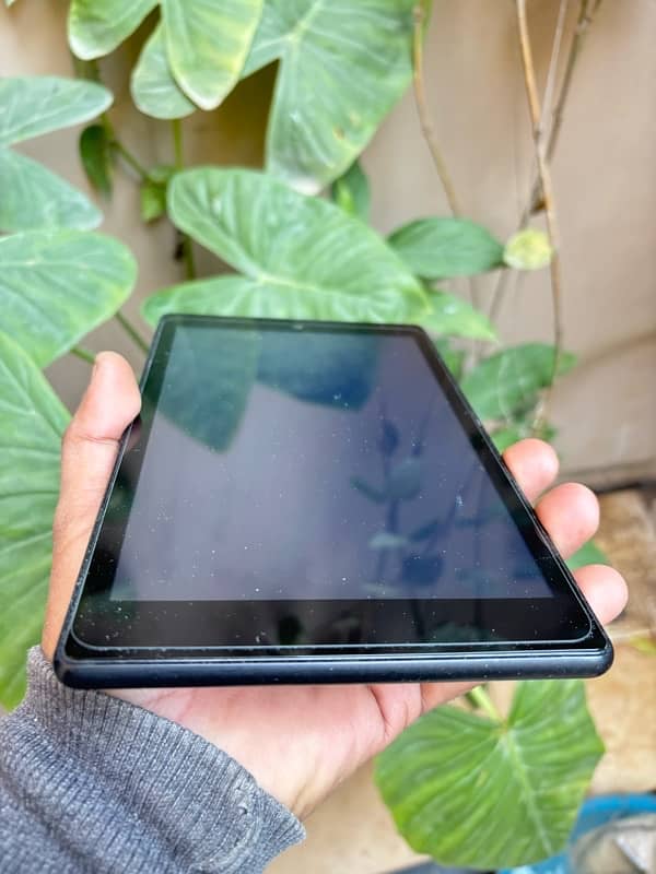 Amazon Fire HD 8 4