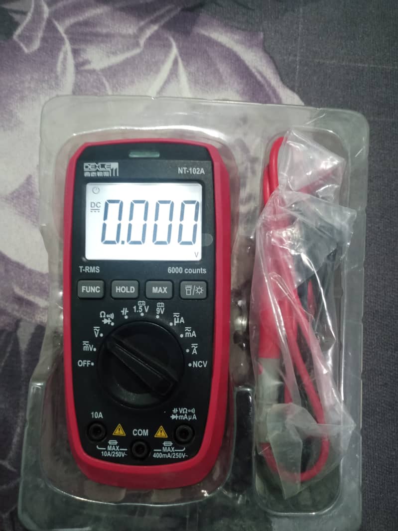 Digital multimeter 0