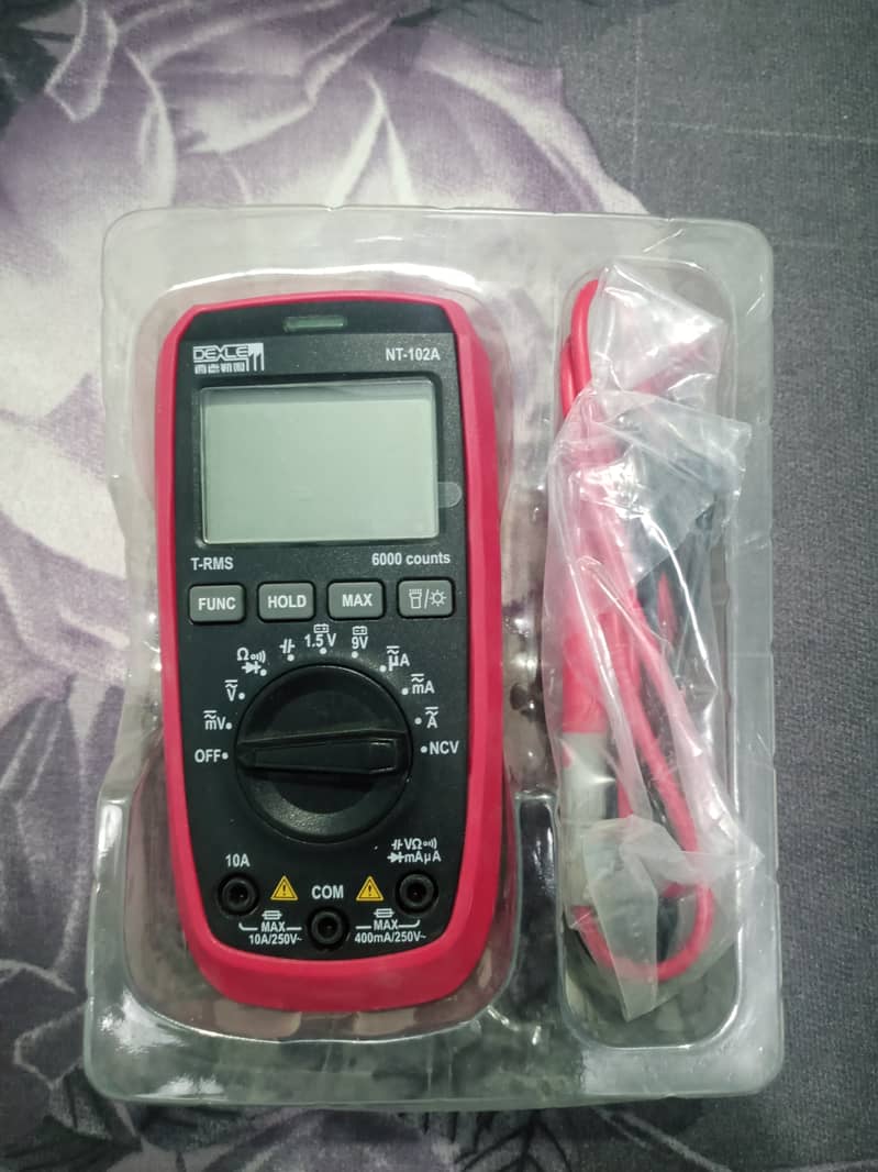 Digital multimeter 4