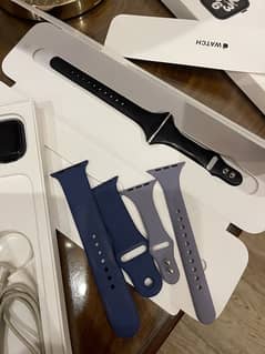 Apple watch Series 7 SE for sale with box and extra bands