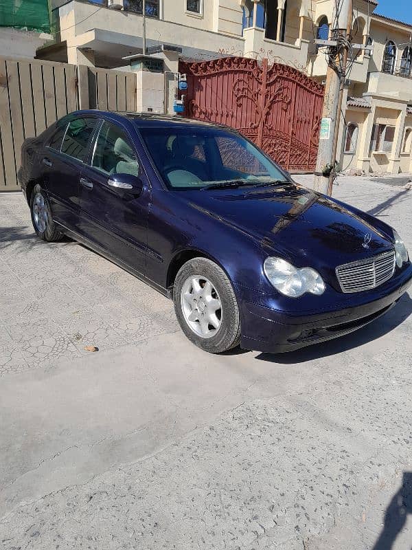 2004 Mercedes Benz C180 Classic 1