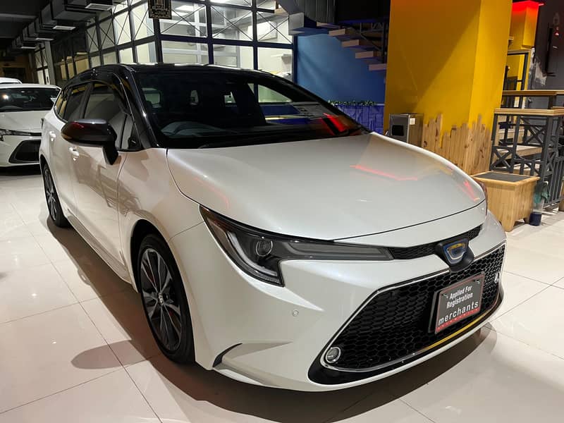 Toyota Corolla Touring 2021 1800cc HYBRID 2