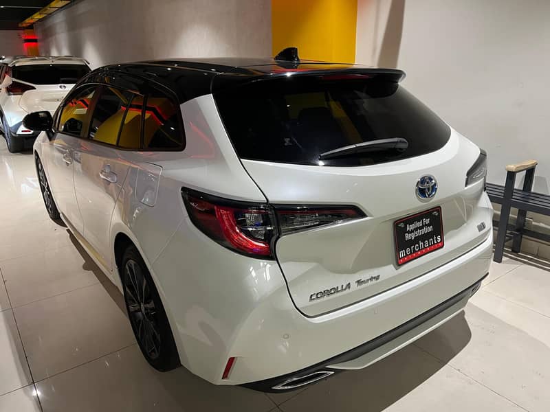 Toyota Corolla Touring 2021 1800cc HYBRID 9