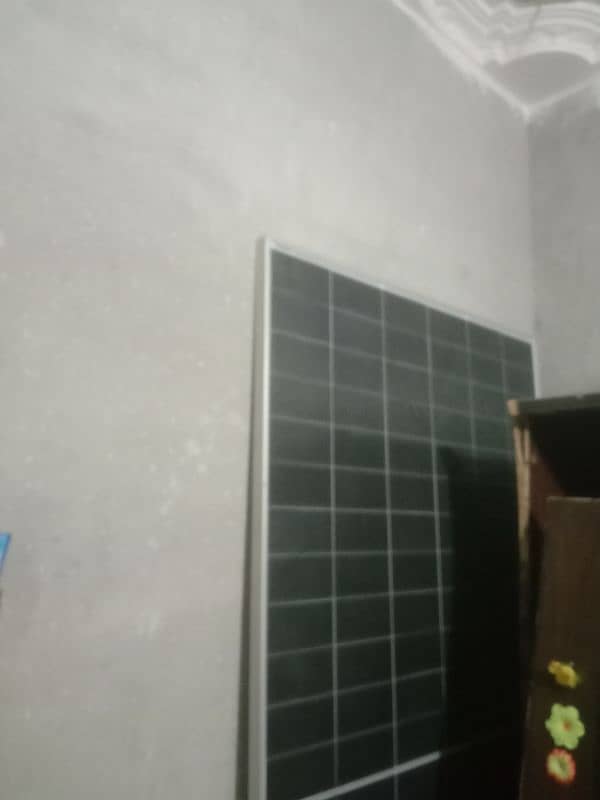 NEW Solae panel 585 w 1