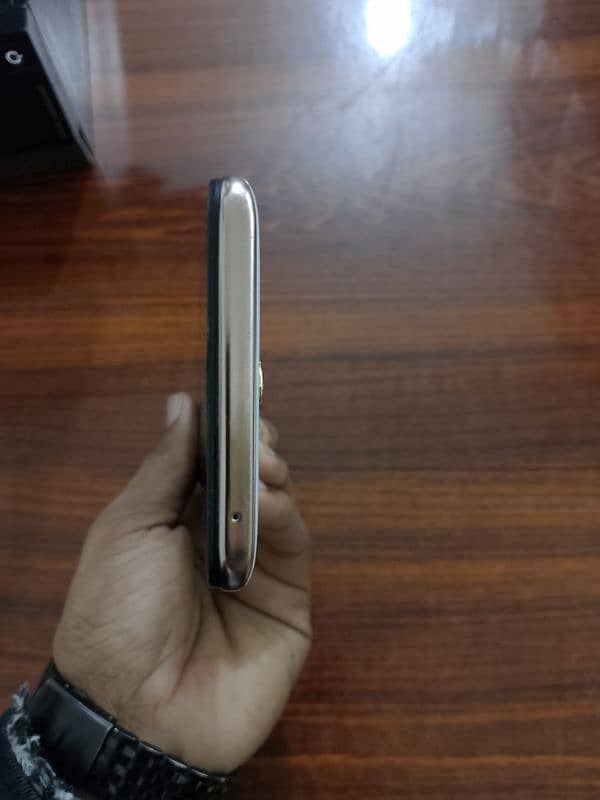 OPPO F11 5