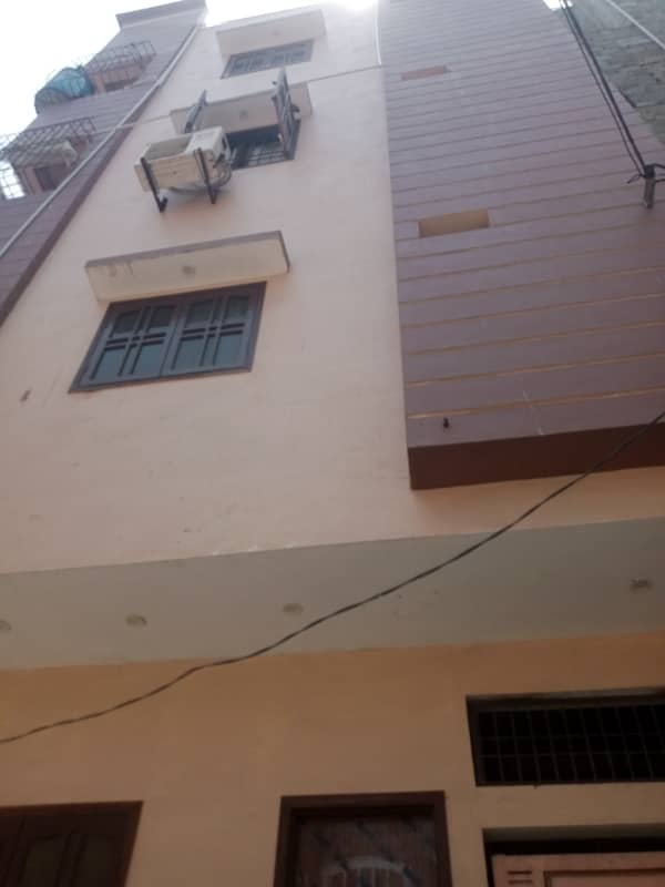 Corner 60 Sqyrds 2 Bedroom Apartment 12