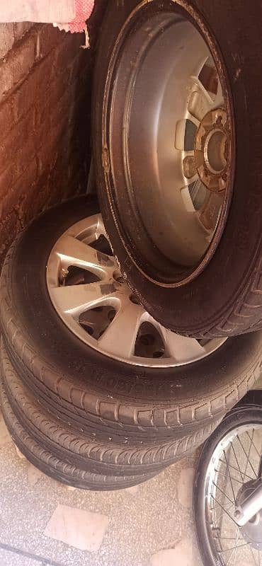 195/60/16 Tyres and Alloy Rims (16)size 8