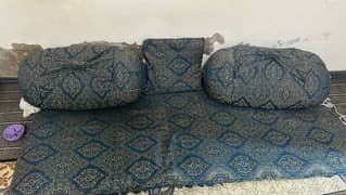 gaday / materress with cushions for sell complete set