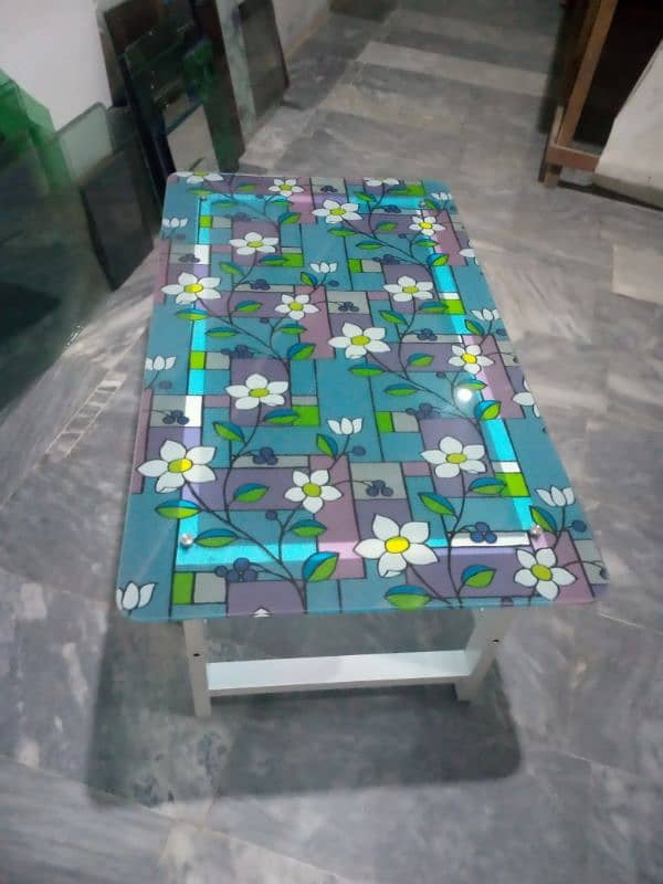 aluminium glass Table 3