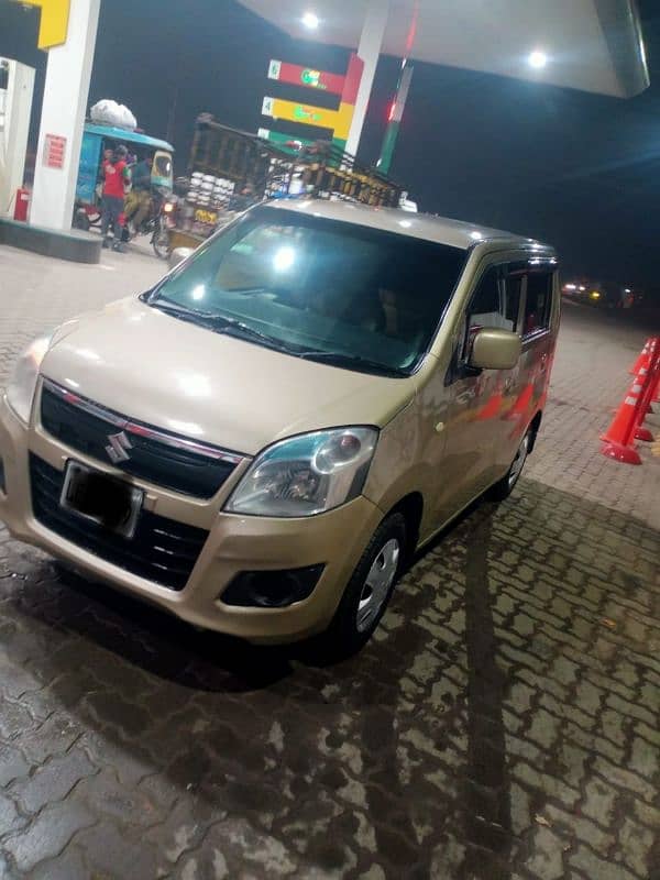 Suzuki Wagon R 2015 3