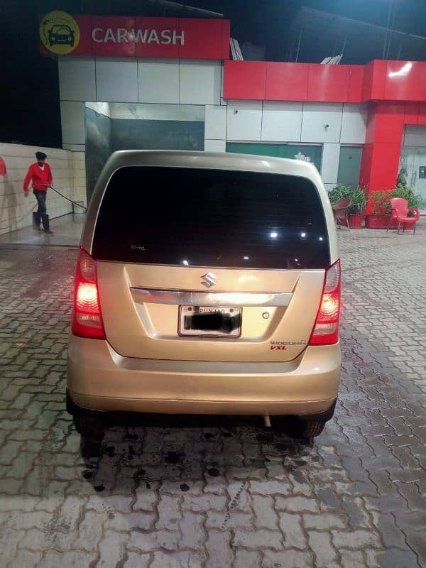 Suzuki Wagon R 2015 4