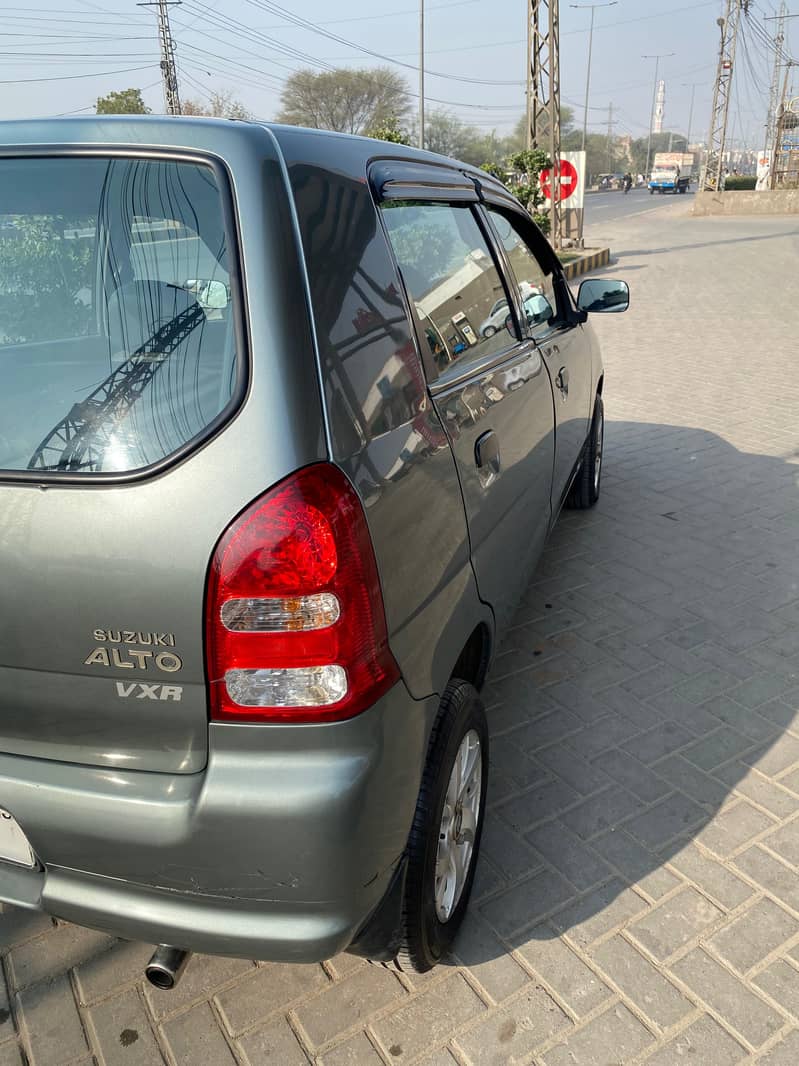 Suzuki Alto 2012 6