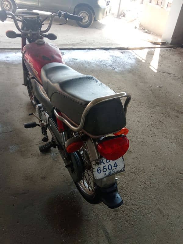 Honda cd70 3