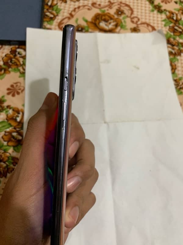 One Plus 9 in excellent condition except green lines 3