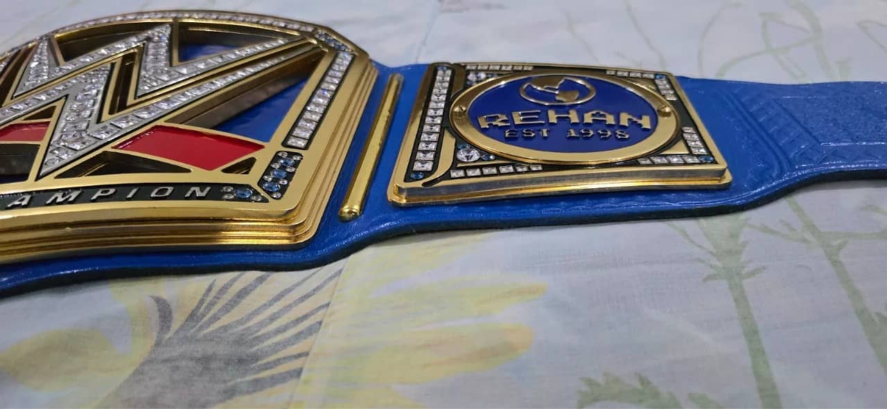 Custom Made WWE Universal Championship (Smackdown) 6