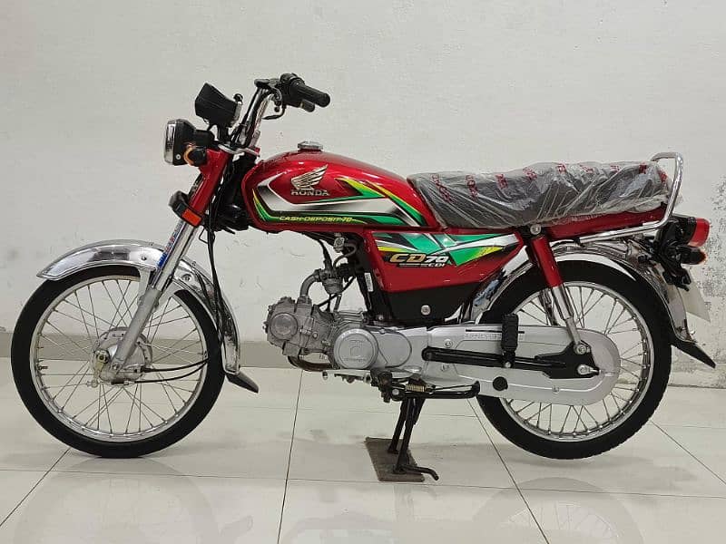 Honda CD 70 2022 Model 6