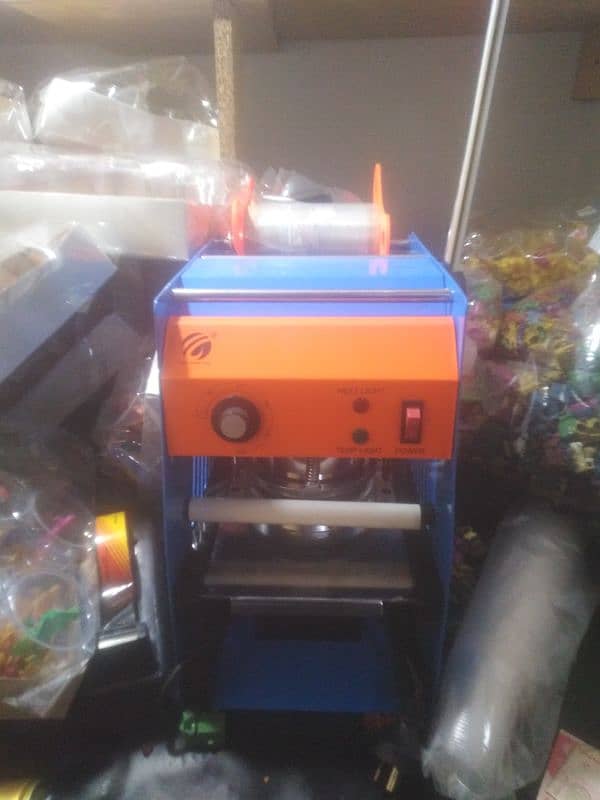 Cup sealer machine 1