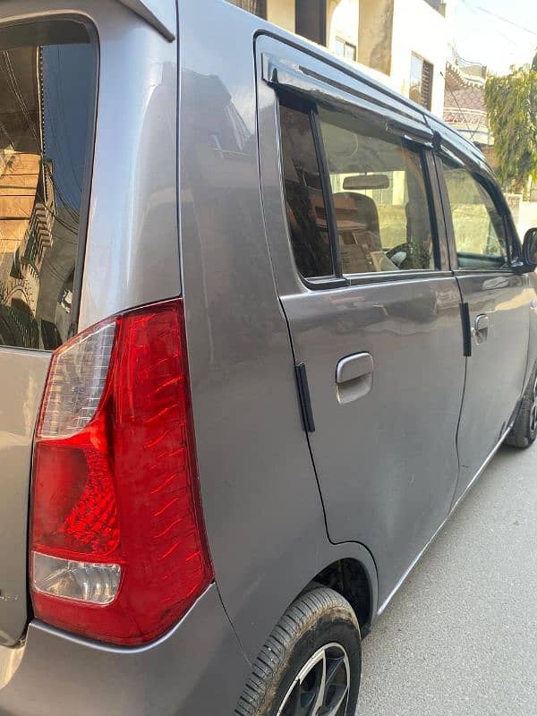 Suzuki Wagon R 2017 5