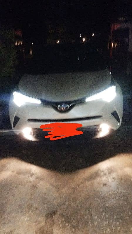 Toyota C-HR 2018 G-LED Variant 5