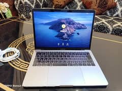 Apple Laptop, Macbook Pro 2017,13 Inches, Core i5, 16GB RAM, 256GB SSD