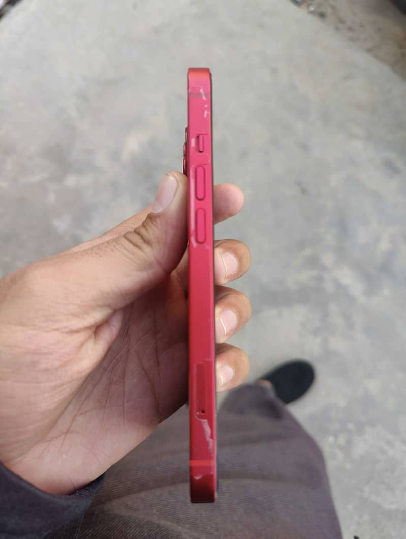 Iphone 13 Red 128Gb 10/10 in 91 Battery Health 3