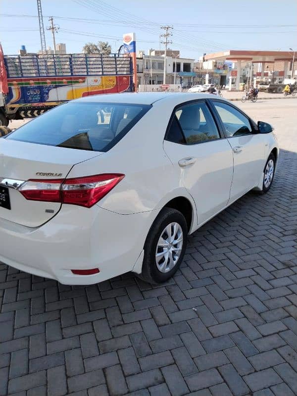 Toyota Corolla XLI 2015 10