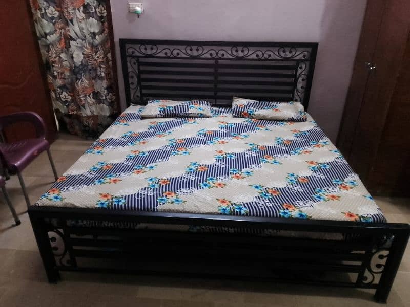 King Size Bed With Mattress + Dressing Table 1