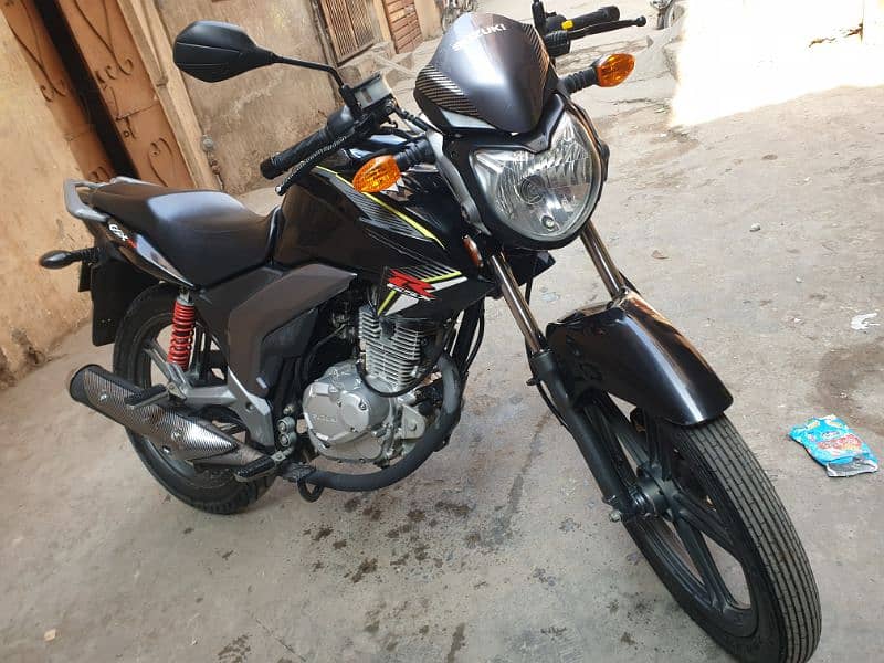 Suzuki GS-125 1