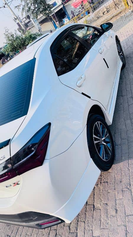 Toyota Corolla Altis 2019 3