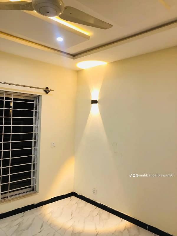 Rawalpindi Bahria Town Phase8 10 Marla Brand New Upper Portion Available For Rent Without Gas Electricity Meter Seprade 9