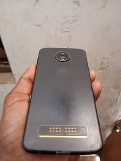 MOTO Z4