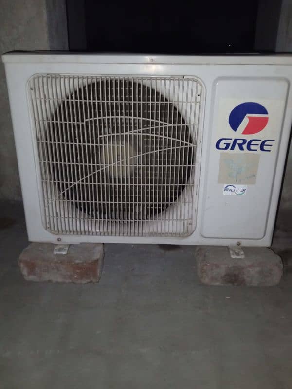 Gree DC inverter 1 ton heat and cool, 03235100342 2