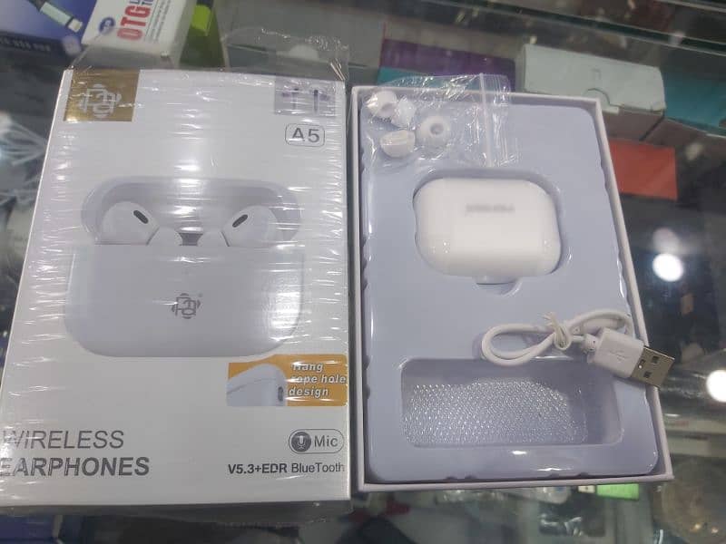 PAPADA  A5 WIRELSS EARPHONE 3