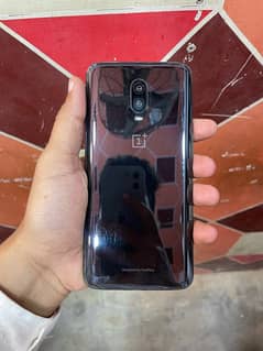 OnePlus 6t rem8/memory/128 condition 10/09