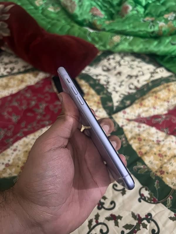 iPhone 11 128gb PTA Approved 2