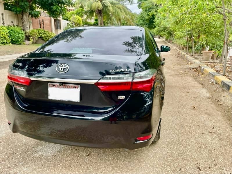 Toyota Corolla GLI Automatic 2nd Owner Excellent Condition Model 2018 3