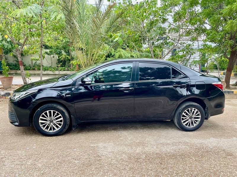 Toyota Corolla GLI Automatic 2nd Owner Excellent Condition Model 2018 4