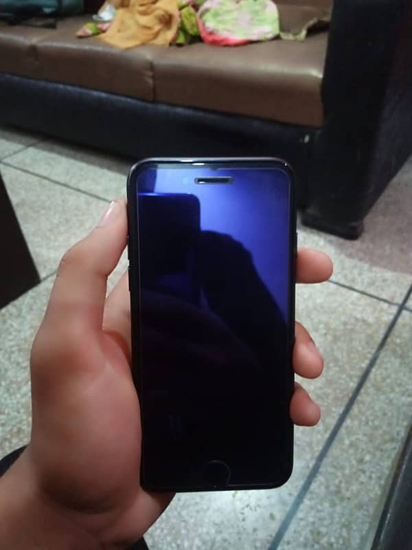 iPhone 7 128GB 1