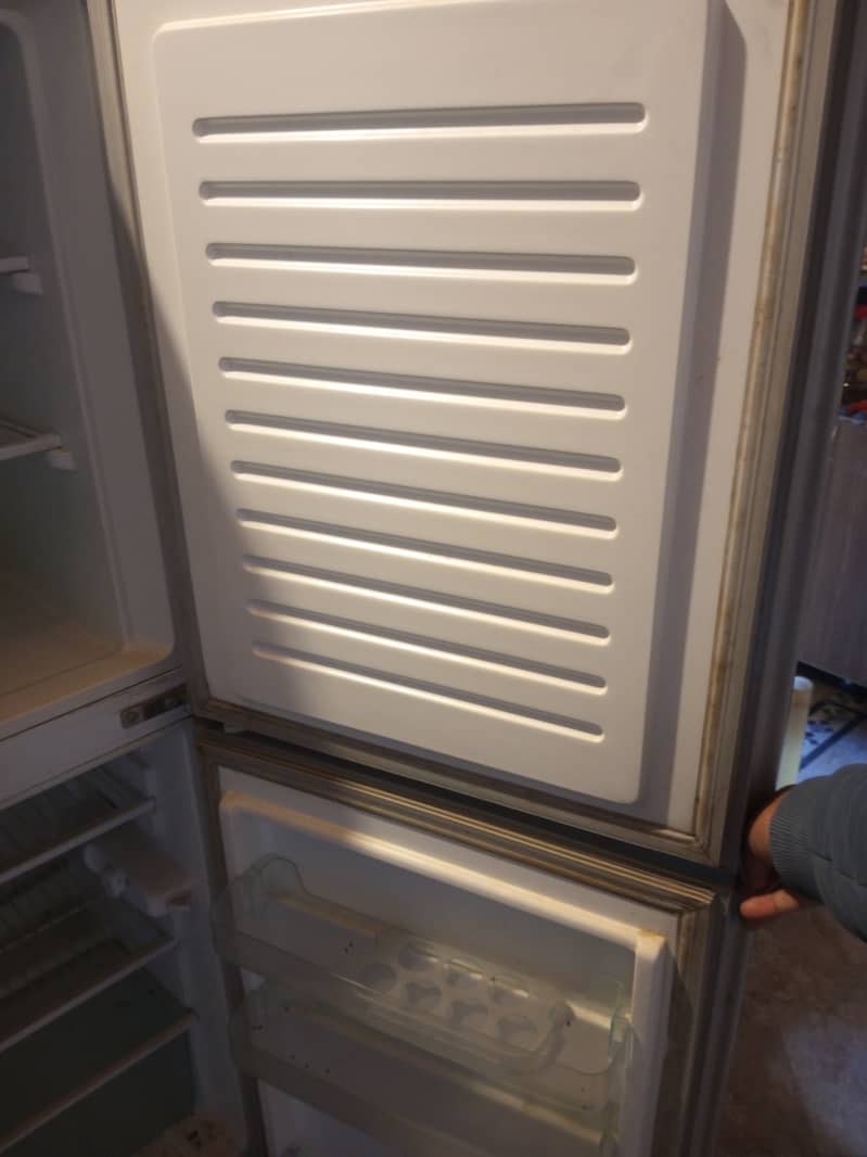 Panasonic Fridge Available for sale 4