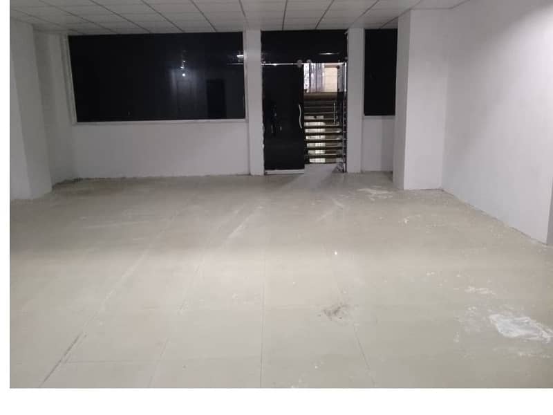 Area 700 Square Feet Office Available For Rent Real Pictures In Main Boulevard Road Gulberg 3 Lahore 5