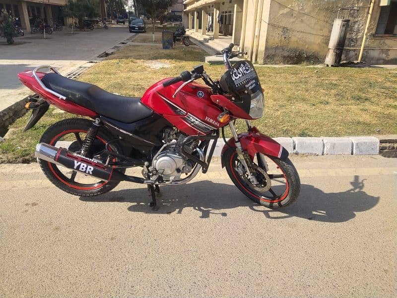 Yamaha YBR 125 | Model 2015 | YBR 125.   Call 03042727482 6