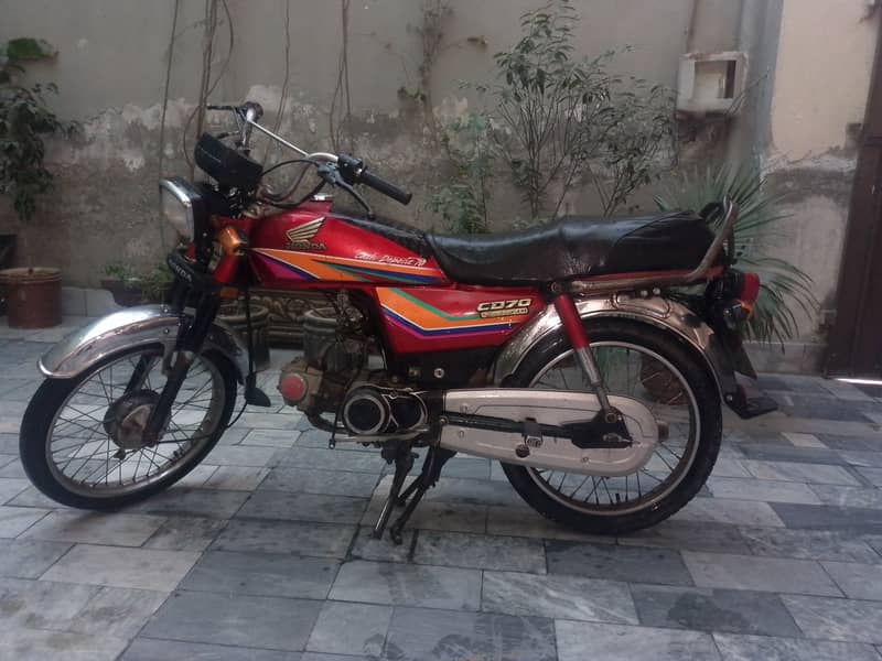 Honda CD 70 2012 6