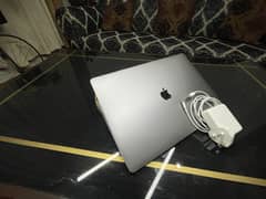 Apple Laptop,Macbook Pro2019,Core i7,16Inchs,16GBRAM,512GB SSD,4GB AMD