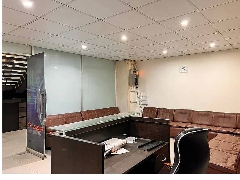 Area 1800 Square Feet Corporate Office Available For Rent On Reasonable Rent Gulberg 3 Lahore 3